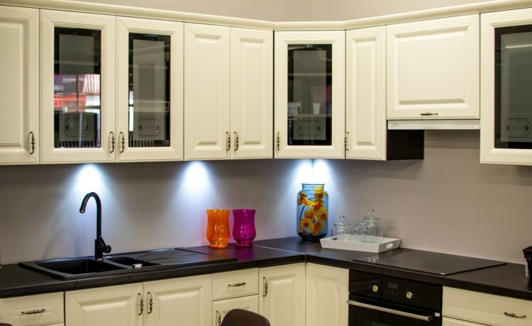 Hiring Expert Kitchen Cabinet Installers